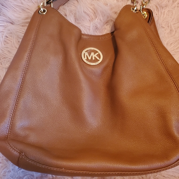 MK Shoulder Bag - Picture 1 of 4